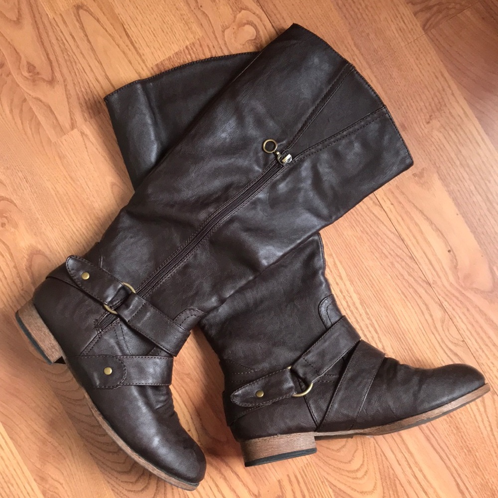 Brown Diva Lounge Boots